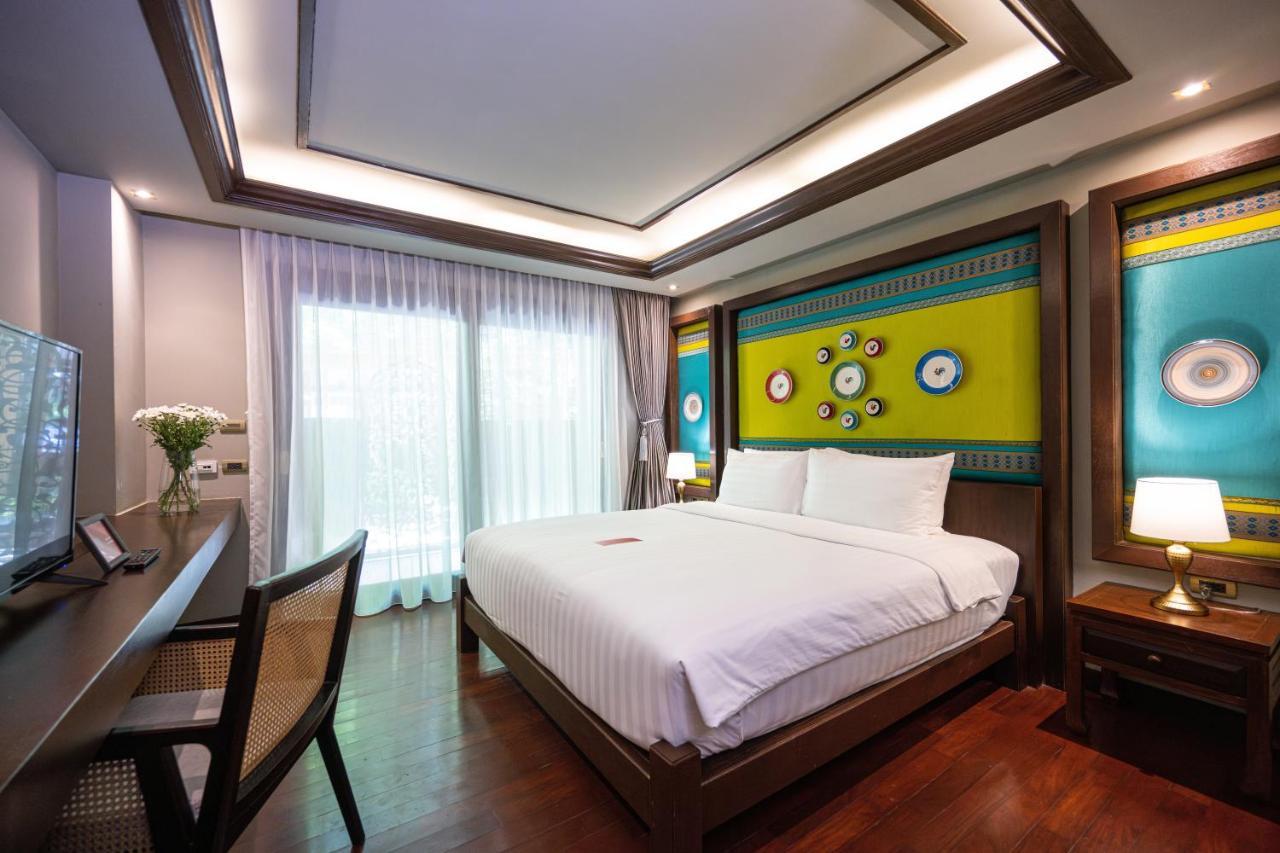 At Gate Thaphae Hotel Чиангмай Экстерьер фото